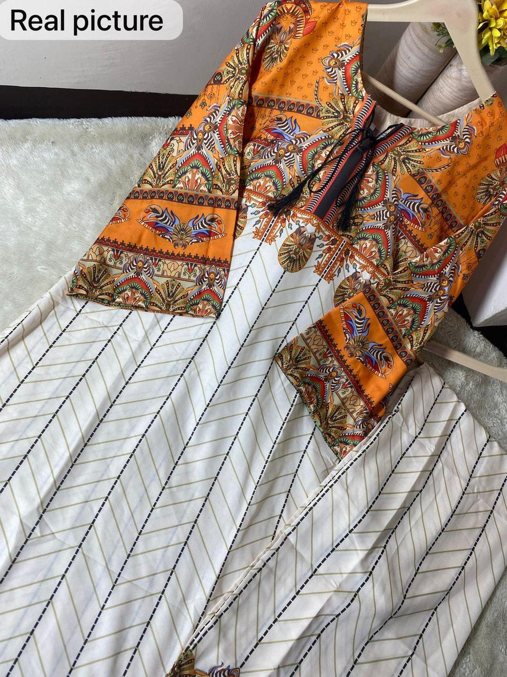 Stylish Women's Stitched Printed Shirt And Trouser Set - 2 Pcs