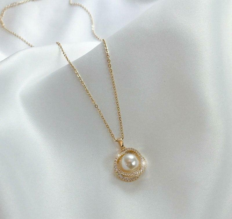 Charming Pendant