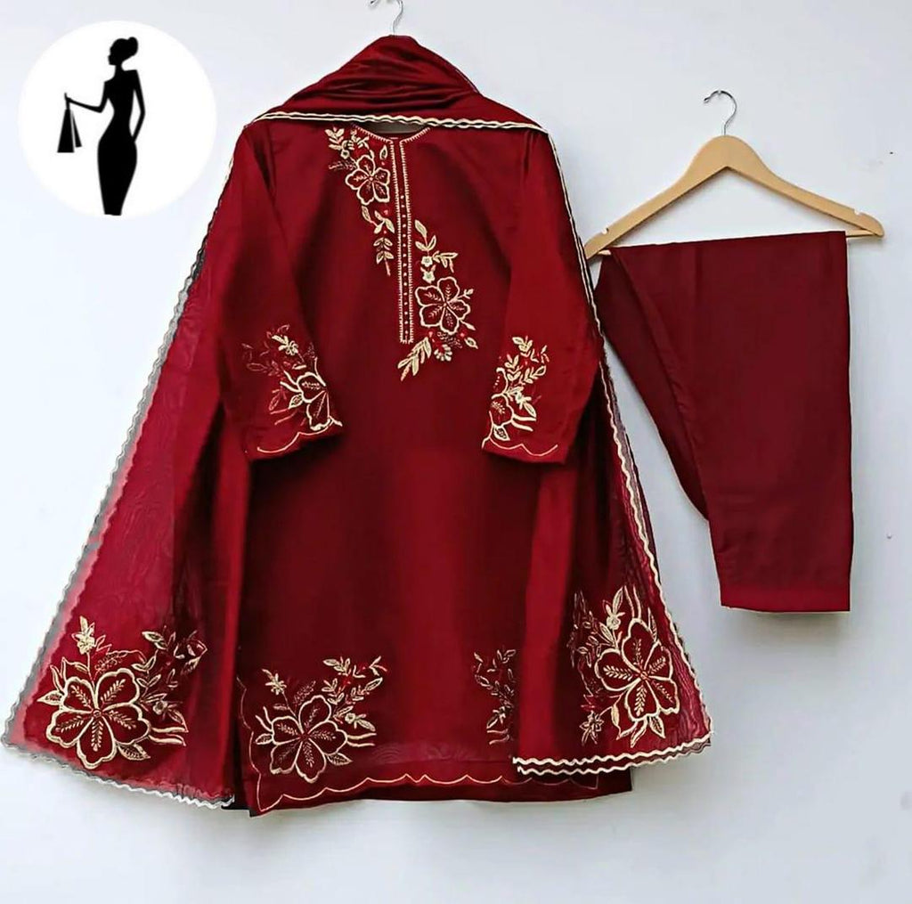 3 Pcs Women's Stitched Embroidered Suit