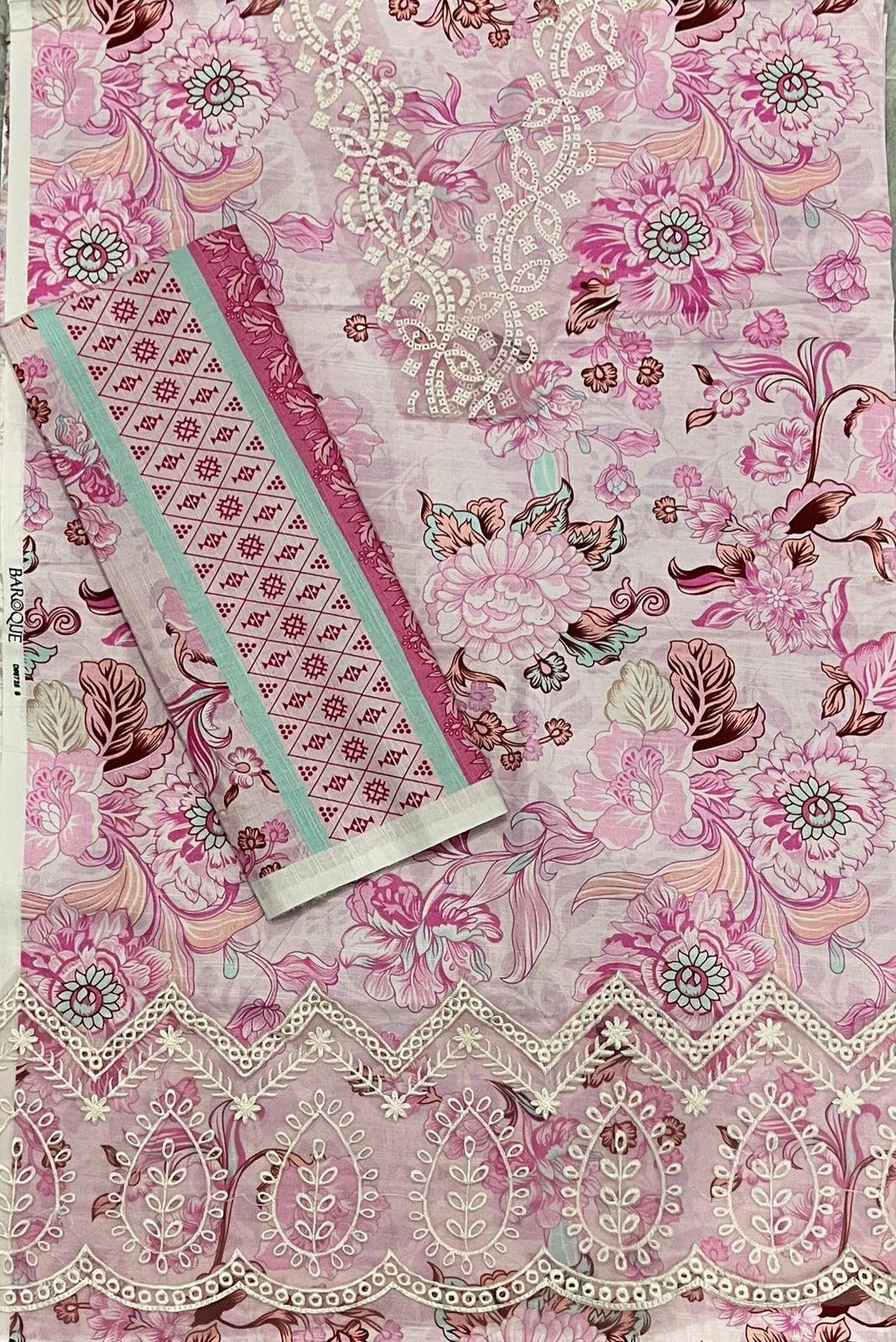 3 Pcs Women's Unstitched Printed Suit