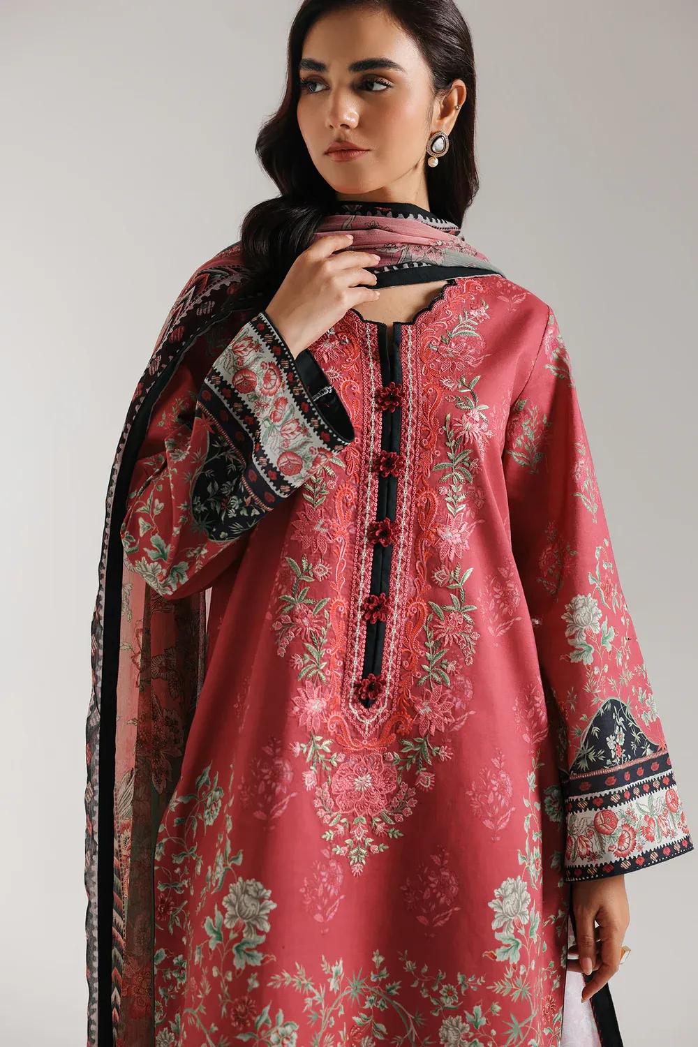 3 Pcs Women's Unstitched Printed Suit