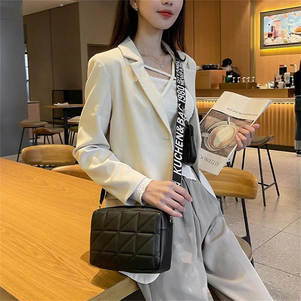 Girl's White PU Leather Embroidered Crossbody Bag, C-AR-5 White