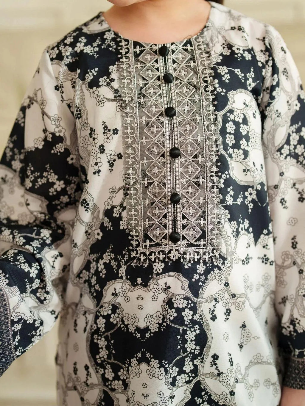 2 Pcs Girl's Lawn Printed Shirt And Trouser Suit