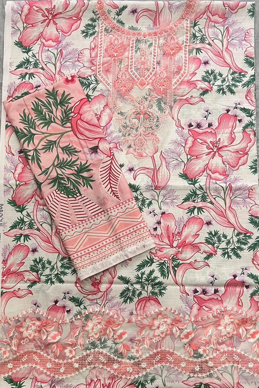 3 Pcs Women's Unstitched Printed Suit